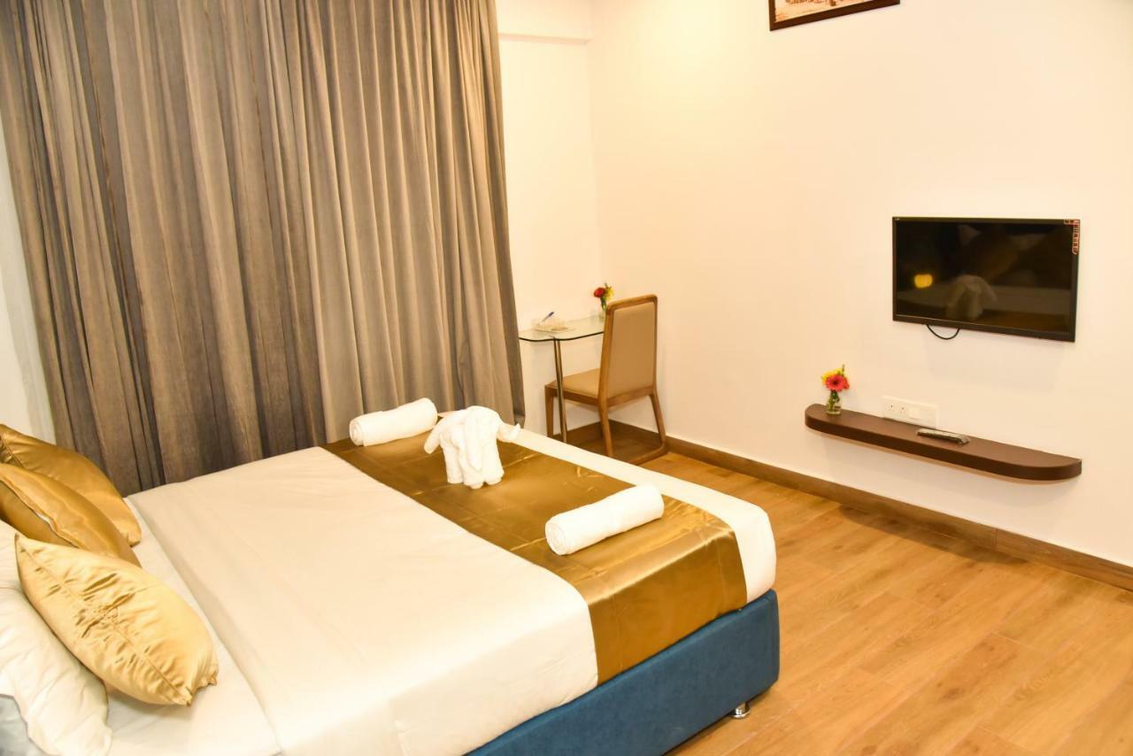 Silver Oak Hotel Mysore Eksteriør billede